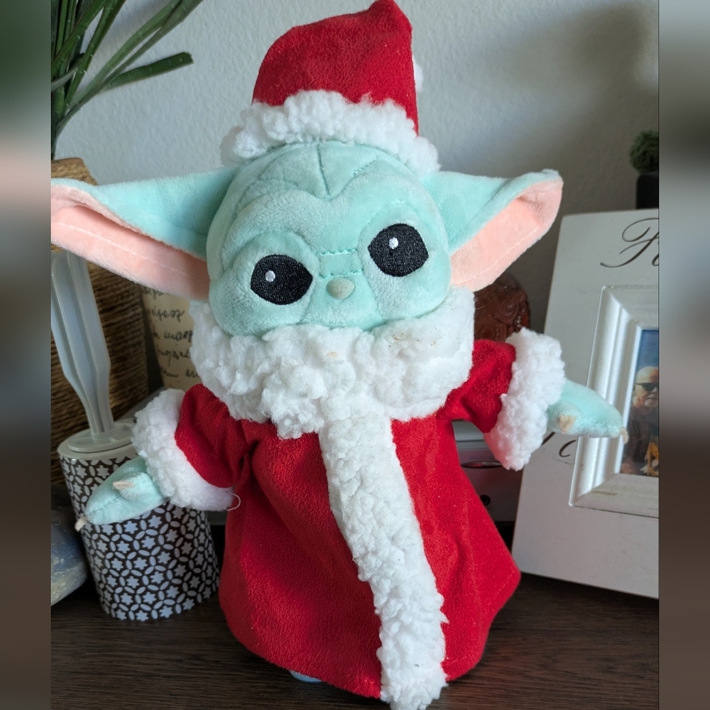 Disney Baby Yoda Christmas MandalorianAnimated Waddler The Child  Grogu Santa